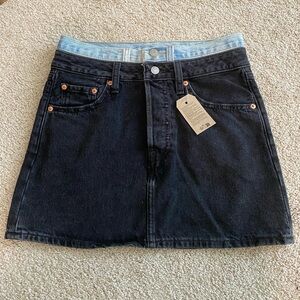 Levi’s Women’s Icon Double Denim Skirt